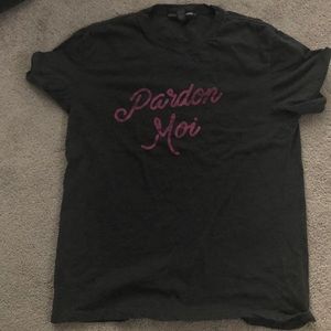 Vici Graphic tee, size small